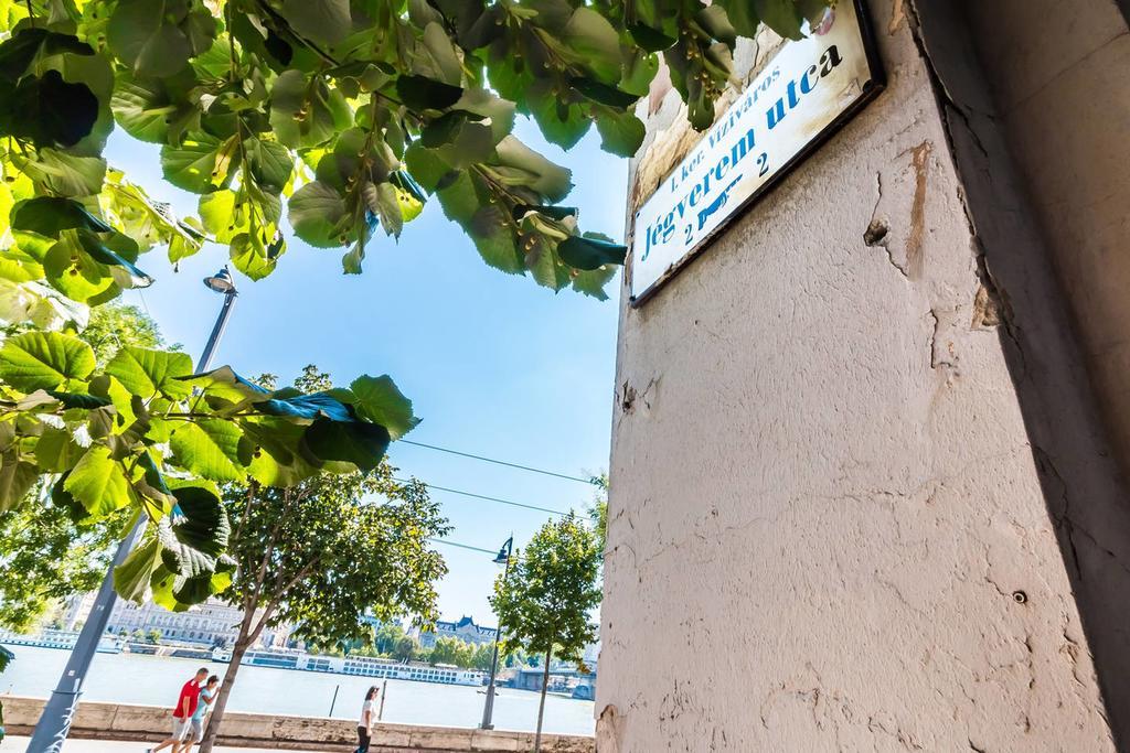 Mickey'S Chain Bridge Apartments Βουδαπέστη Εξωτερικό φωτογραφία