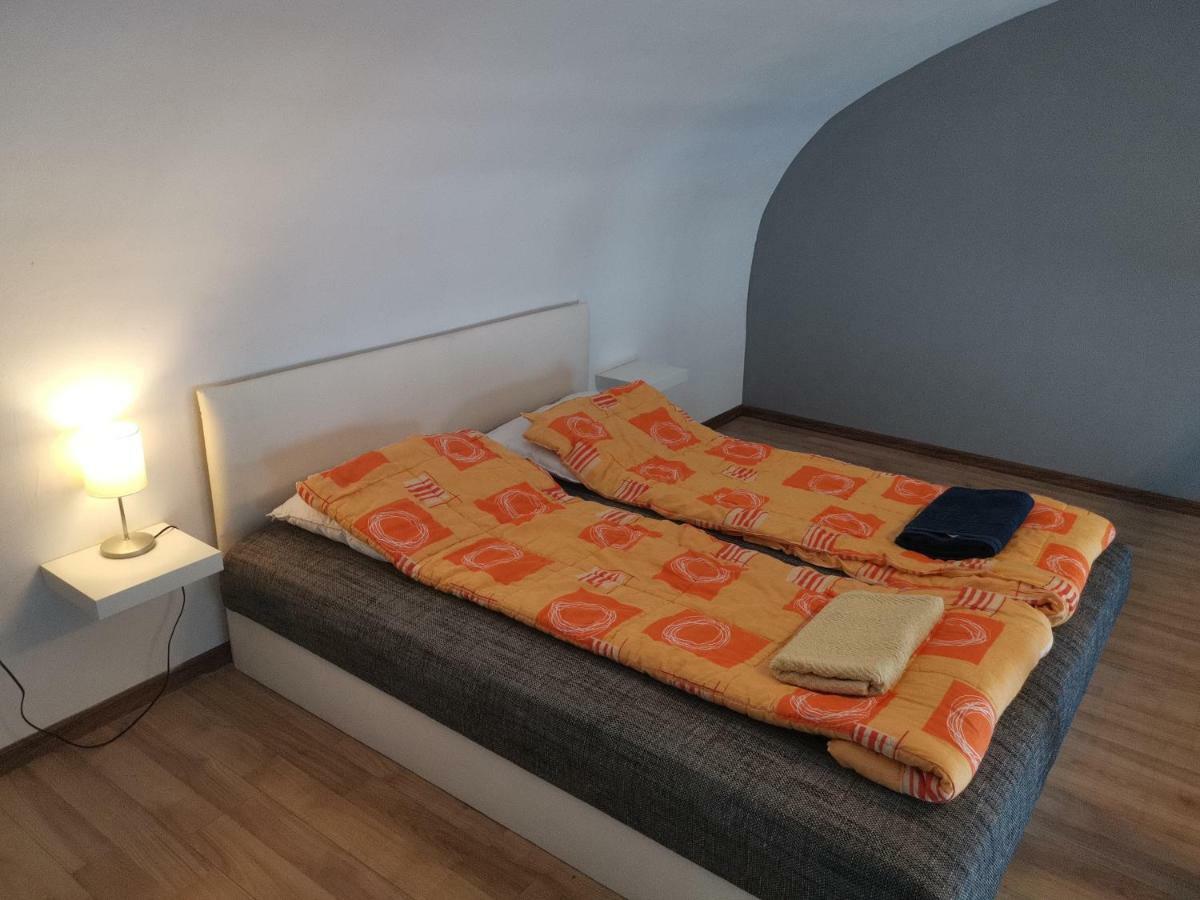 Mickey'S Chain Bridge Apartments Βουδαπέστη Εξωτερικό φωτογραφία